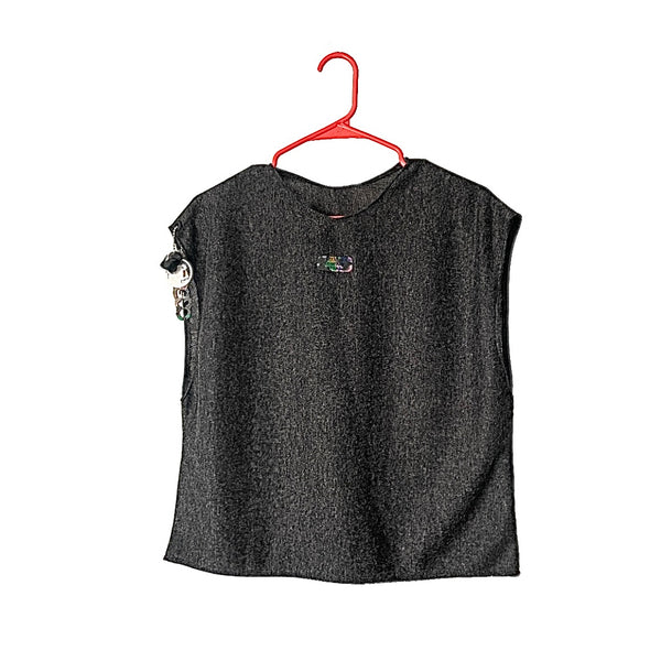 Men's sleeveless short length T